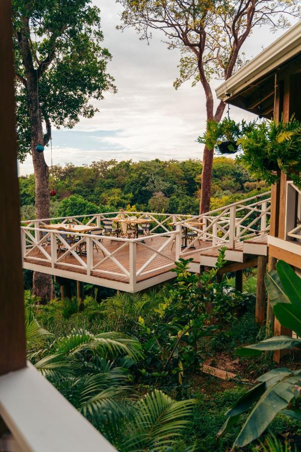 Blue Roatan Resort West Bay Exterior photo