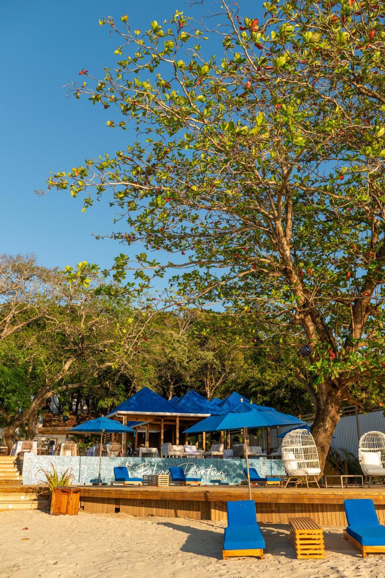 Blue Roatan Resort West Bay Exterior photo